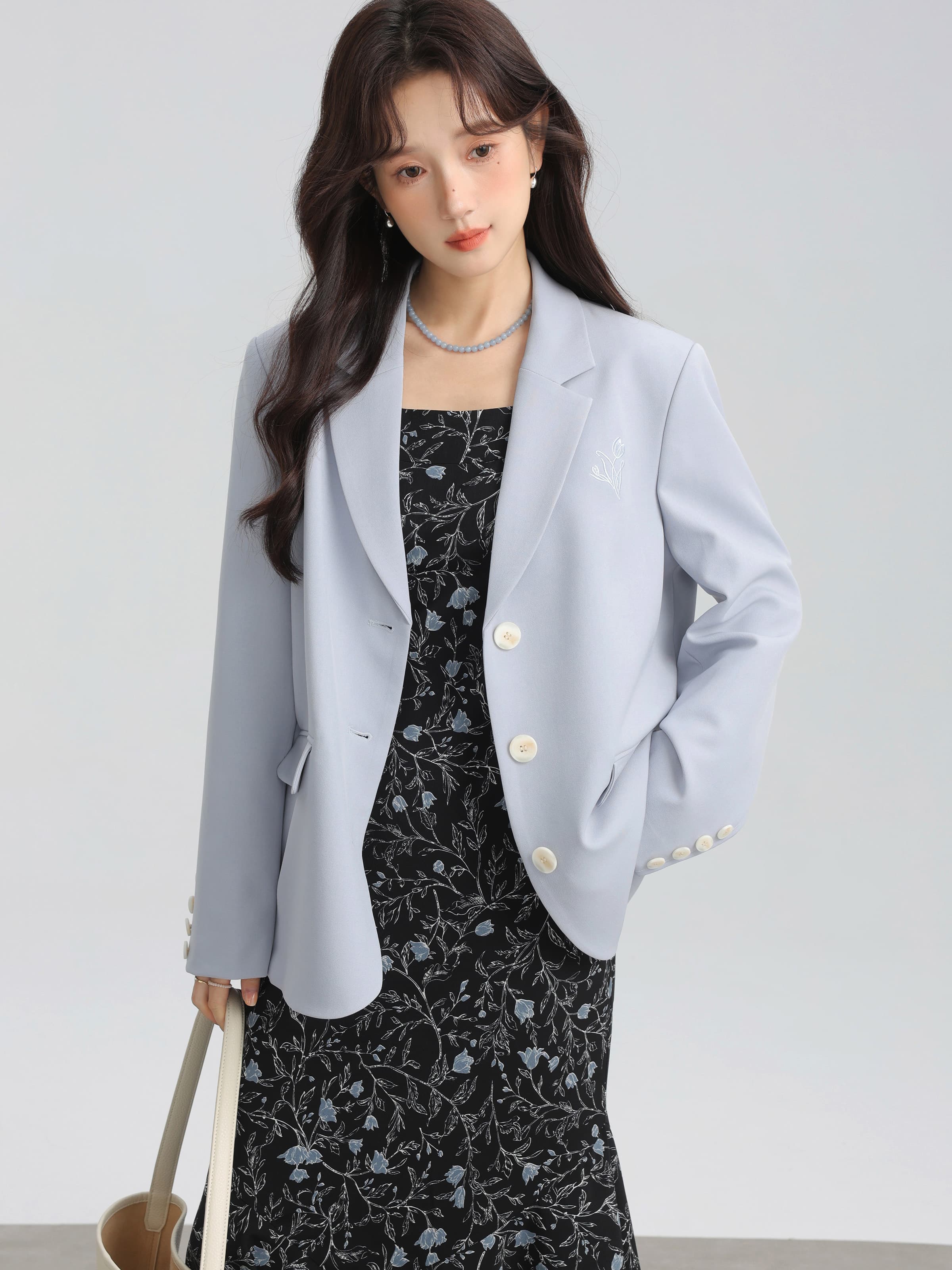エンブロイダリーテーラードジャケット｜デート服