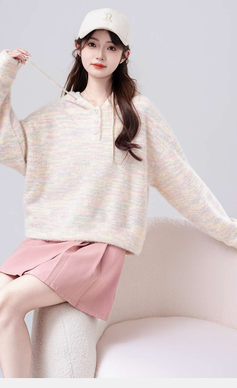 ふんわりニットパーカー｜デート服