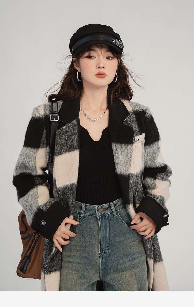 ビッグチェック柄ロングコート｜デート服