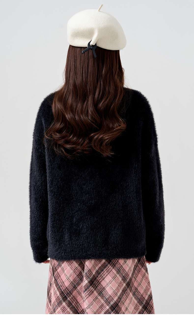 メッセージニットプルオーバー/ピンクチェックスカート｜デート服