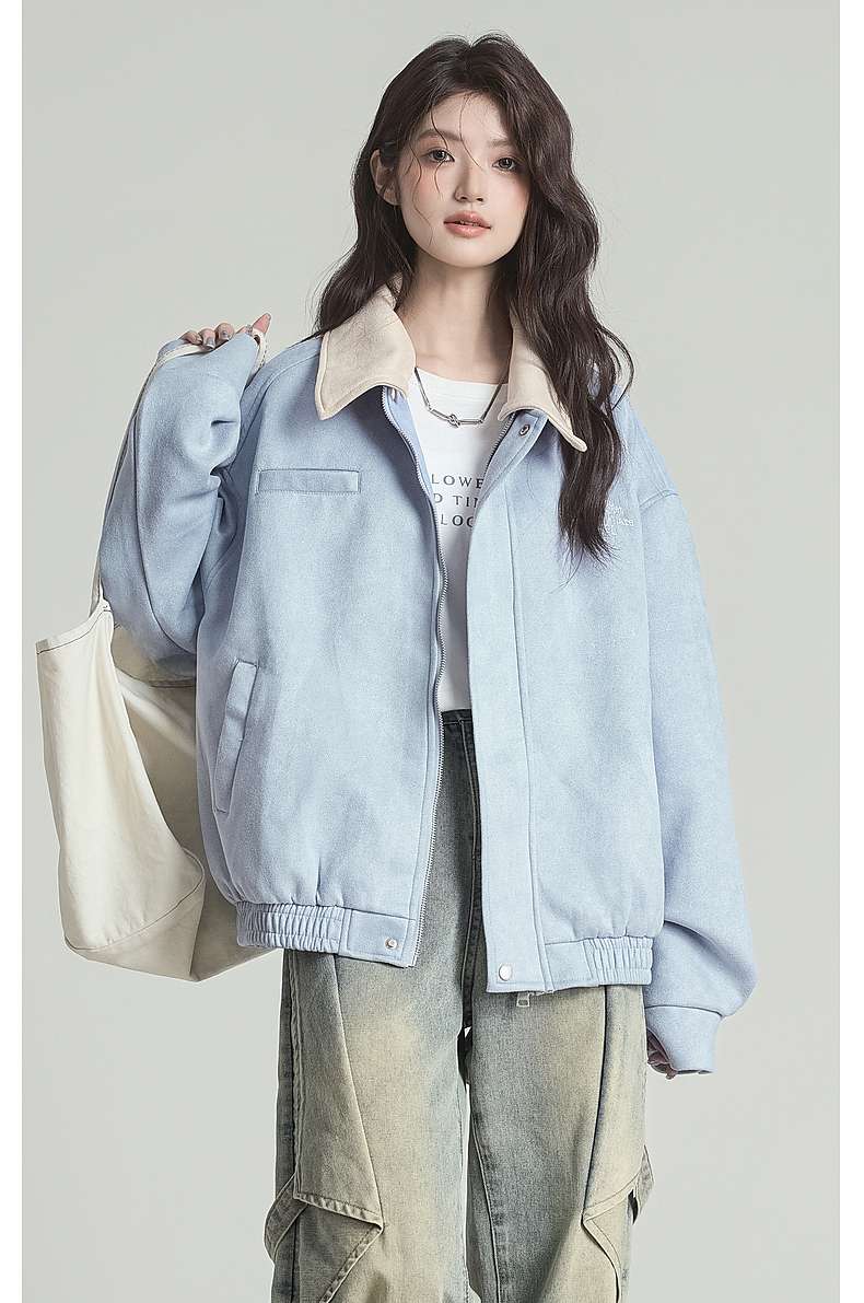 丸みシルエットで優しく包む、襟付きジャンパー｜デート服