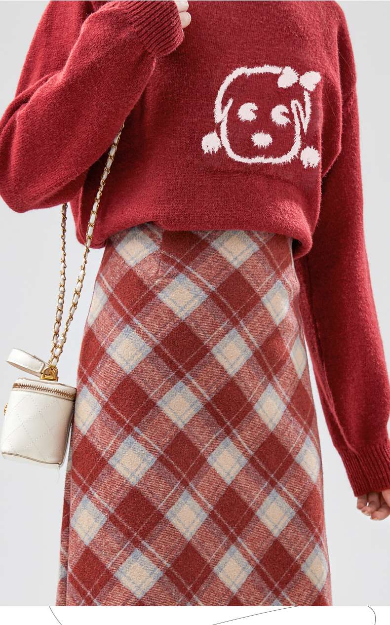 秋色チェックスカート｜デート服
