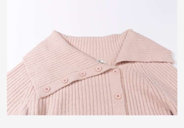 襟抜きリブカーディガン｜デート服