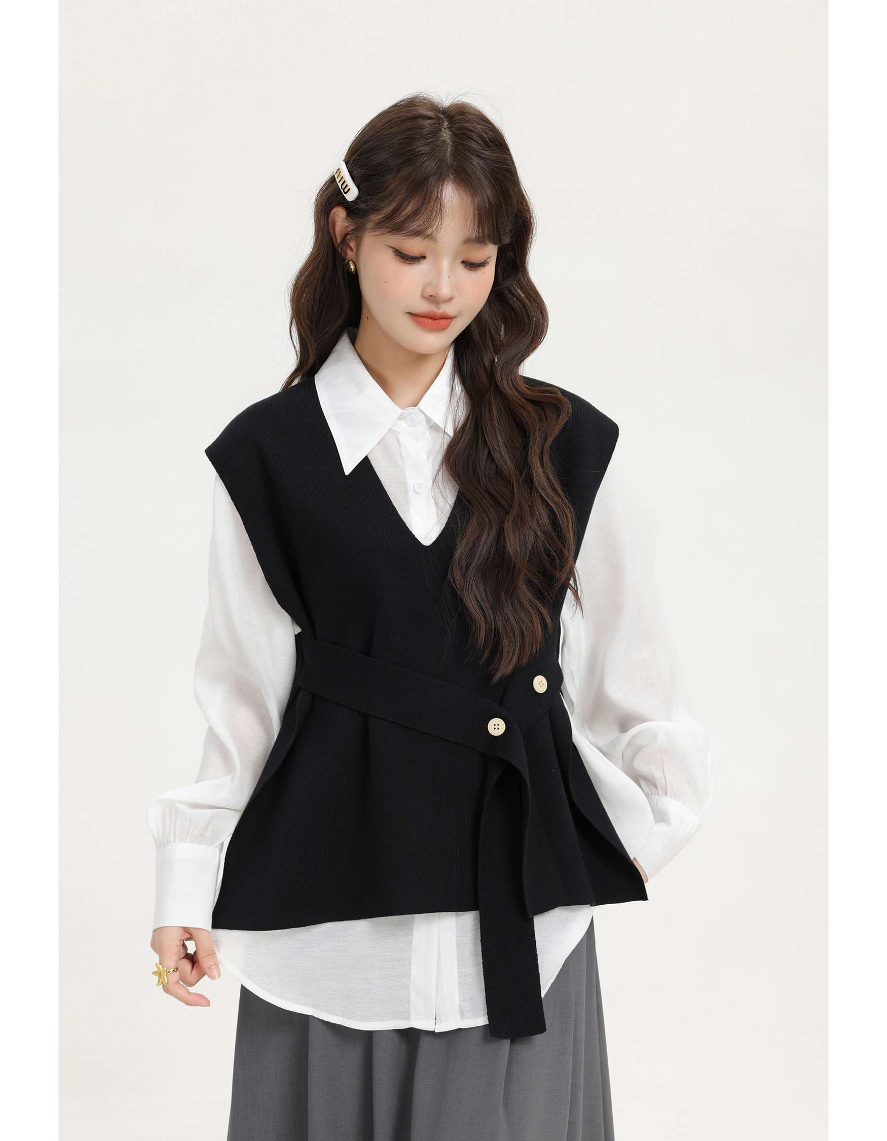 レイヤード風ベスト＆シャツセット｜デート服