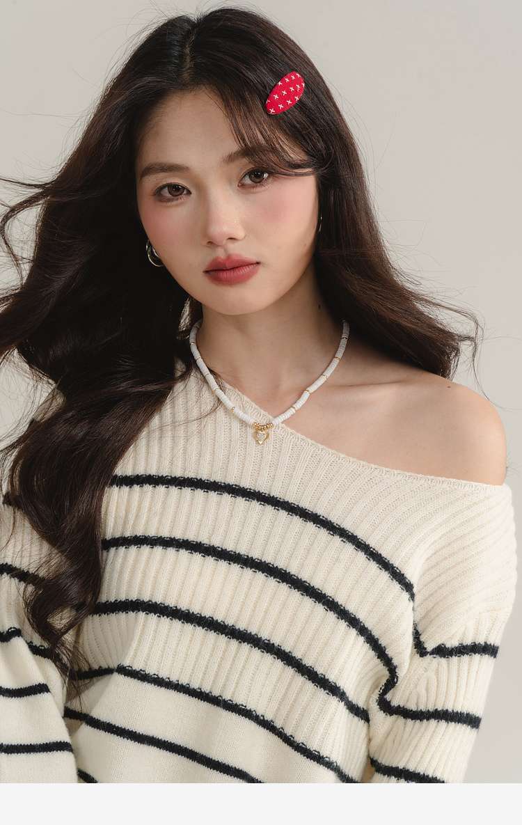 洗練カジュアルが叶う、ボーダーリブニットトップス｜デート服