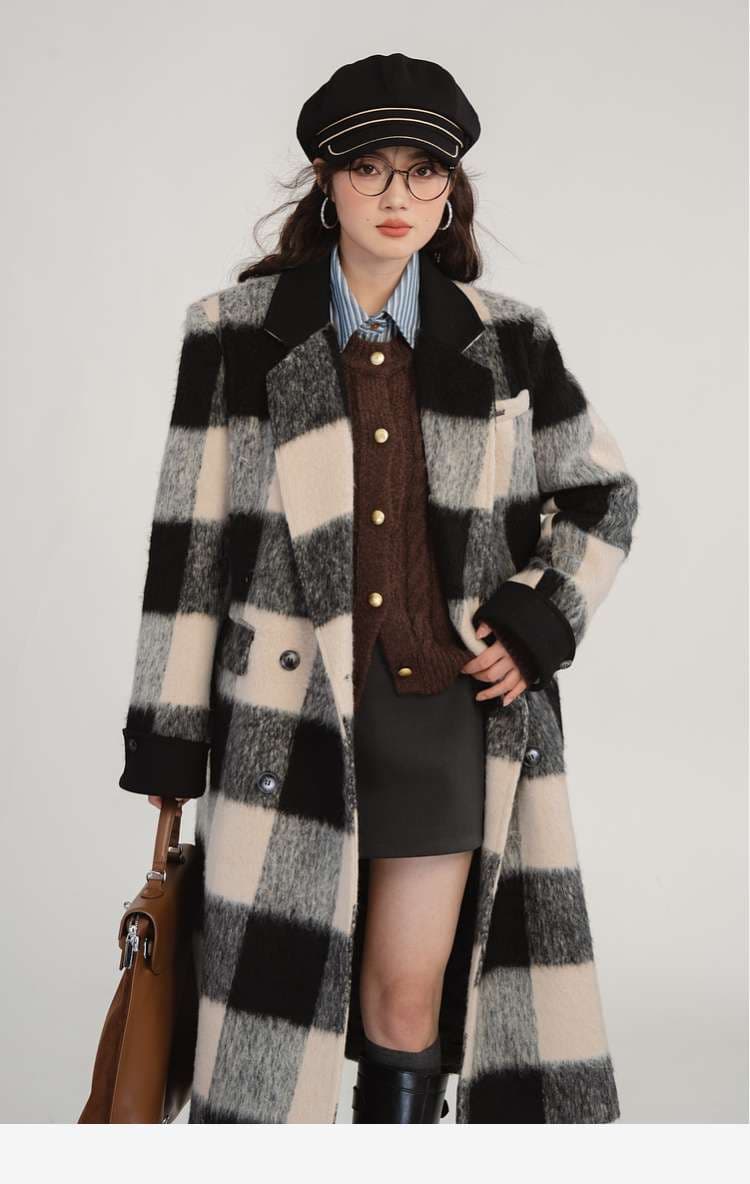 ビッグチェック柄ロングコート｜デート服