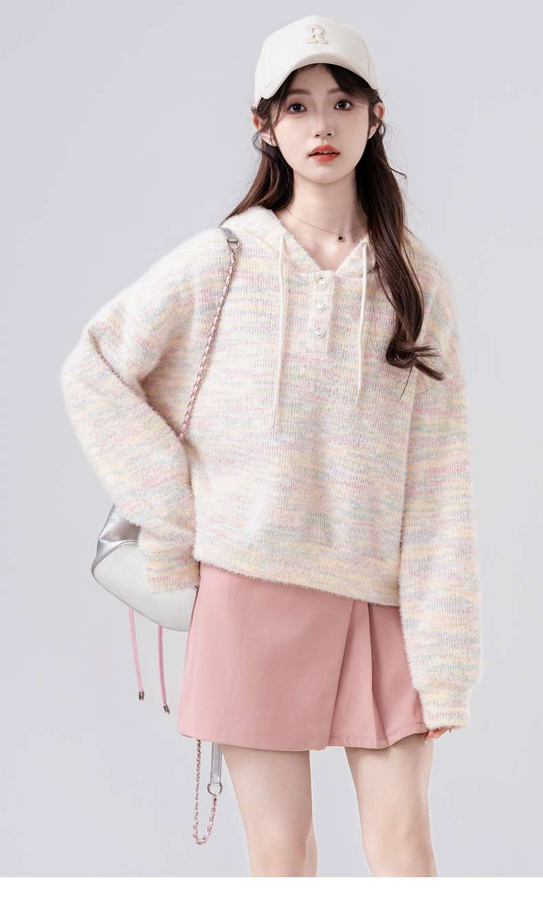 ふんわりニットパーカー｜デート服