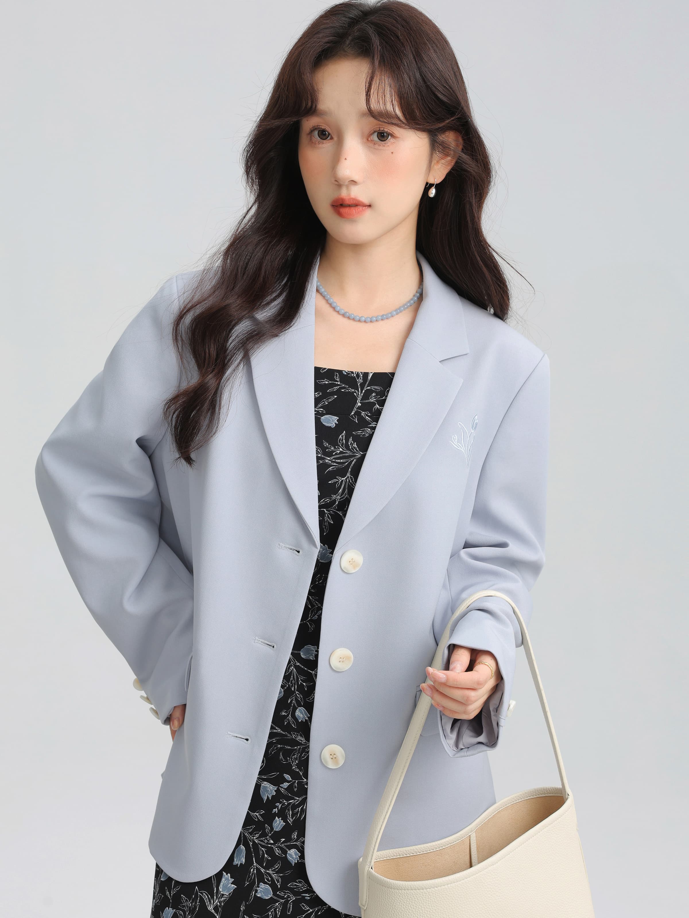 エンブロイダリーテーラードジャケット｜デート服