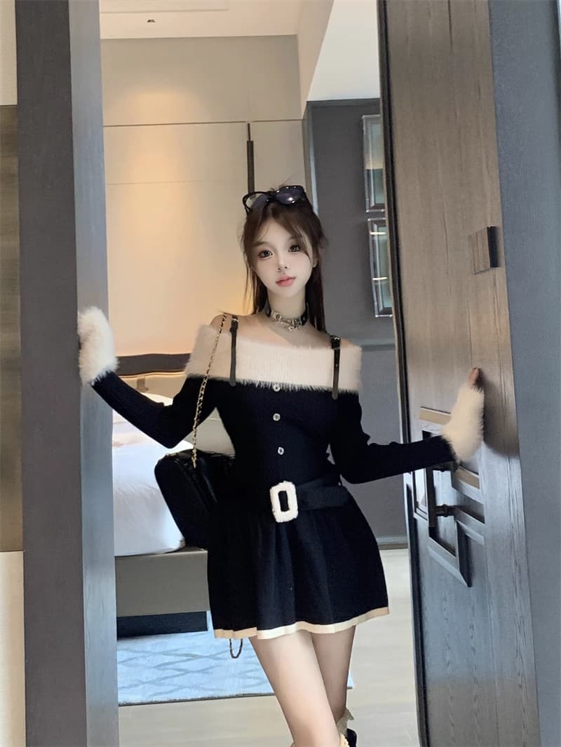 デート服 ふわふわファー付き配色ニットミニワンピース冬のデート
