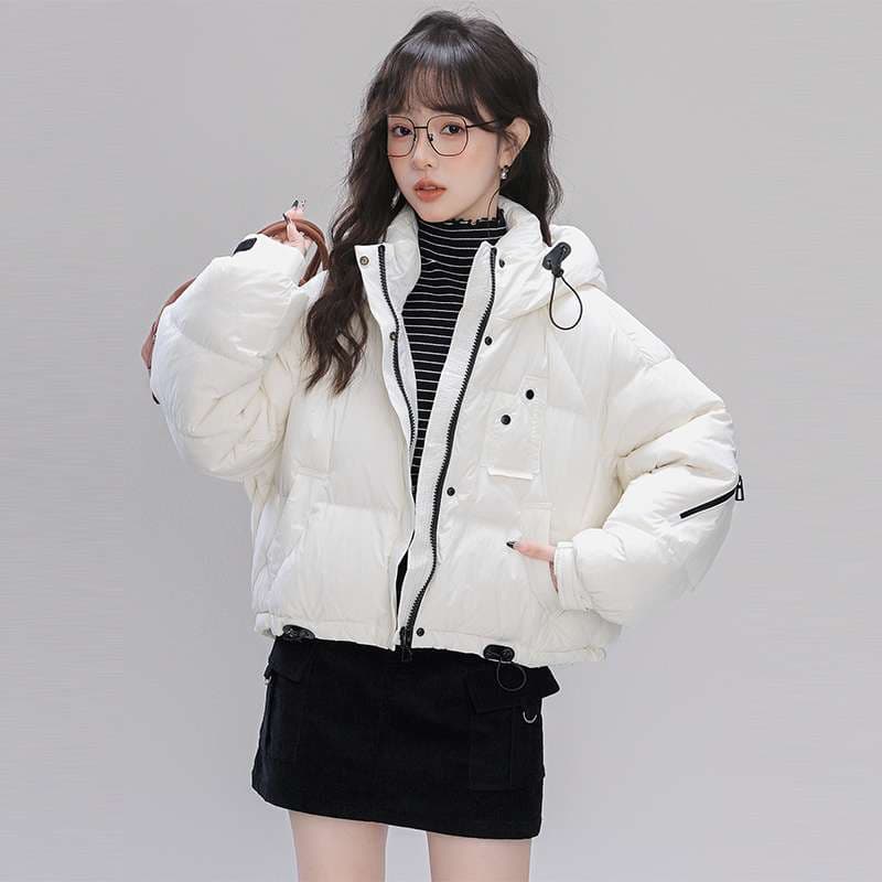 スポーティショートダウンジャケット|デート服