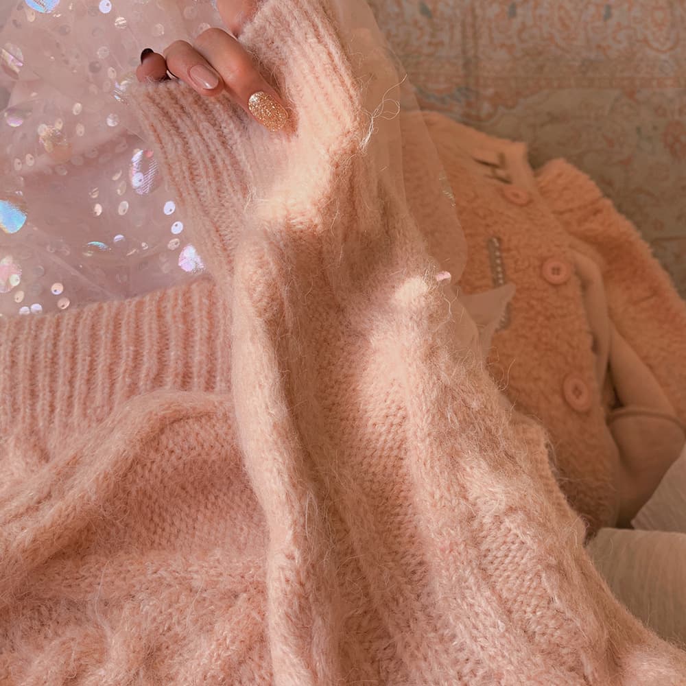 デート服 水族館デート花模様ケーブル編みニットセーター 上品な厚手トップス