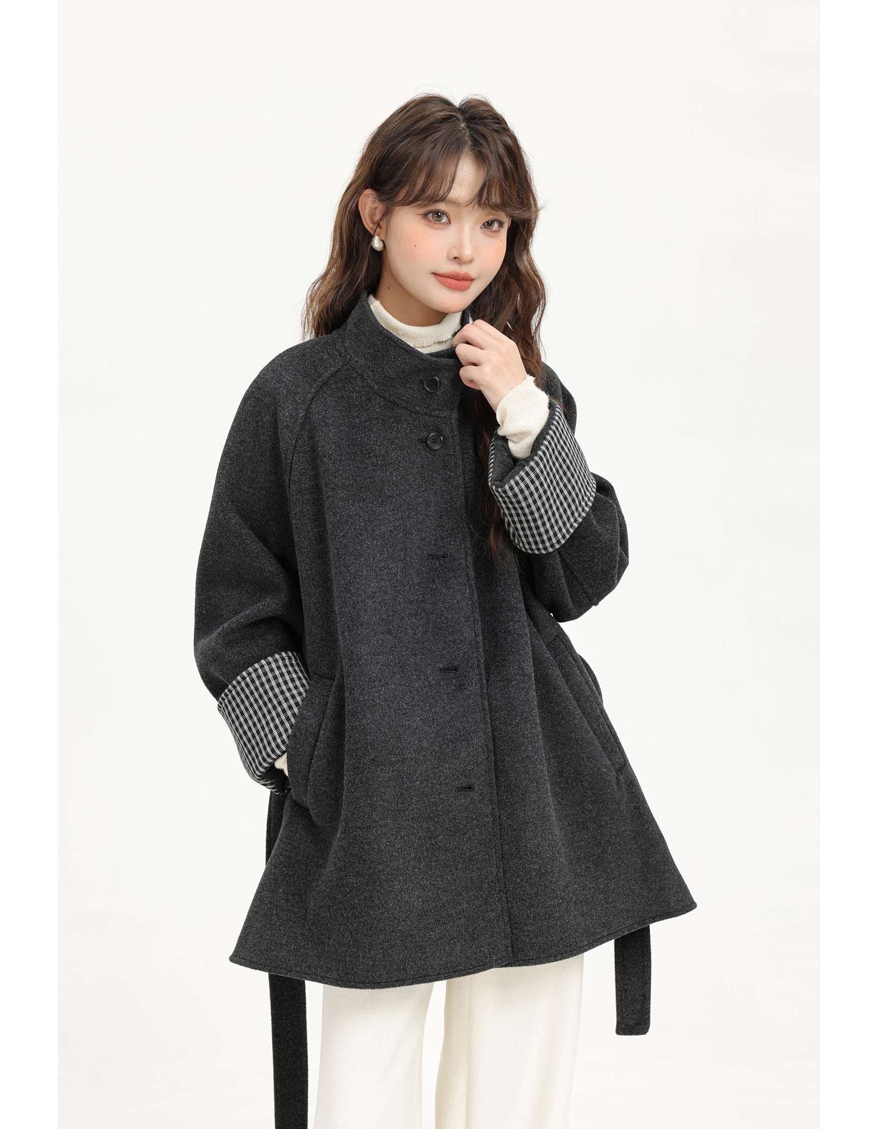 スタンドカラーベルト付きショートコート|デート服