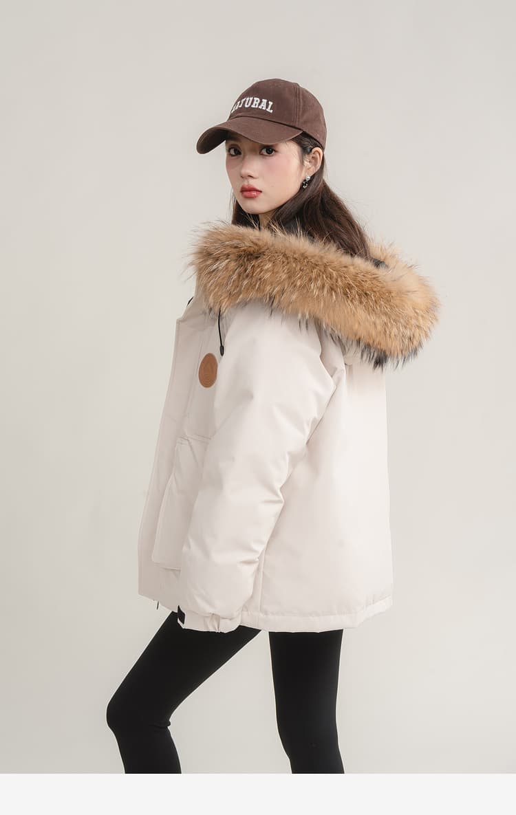 デート服 もこもこファー付きカジュアルダウン