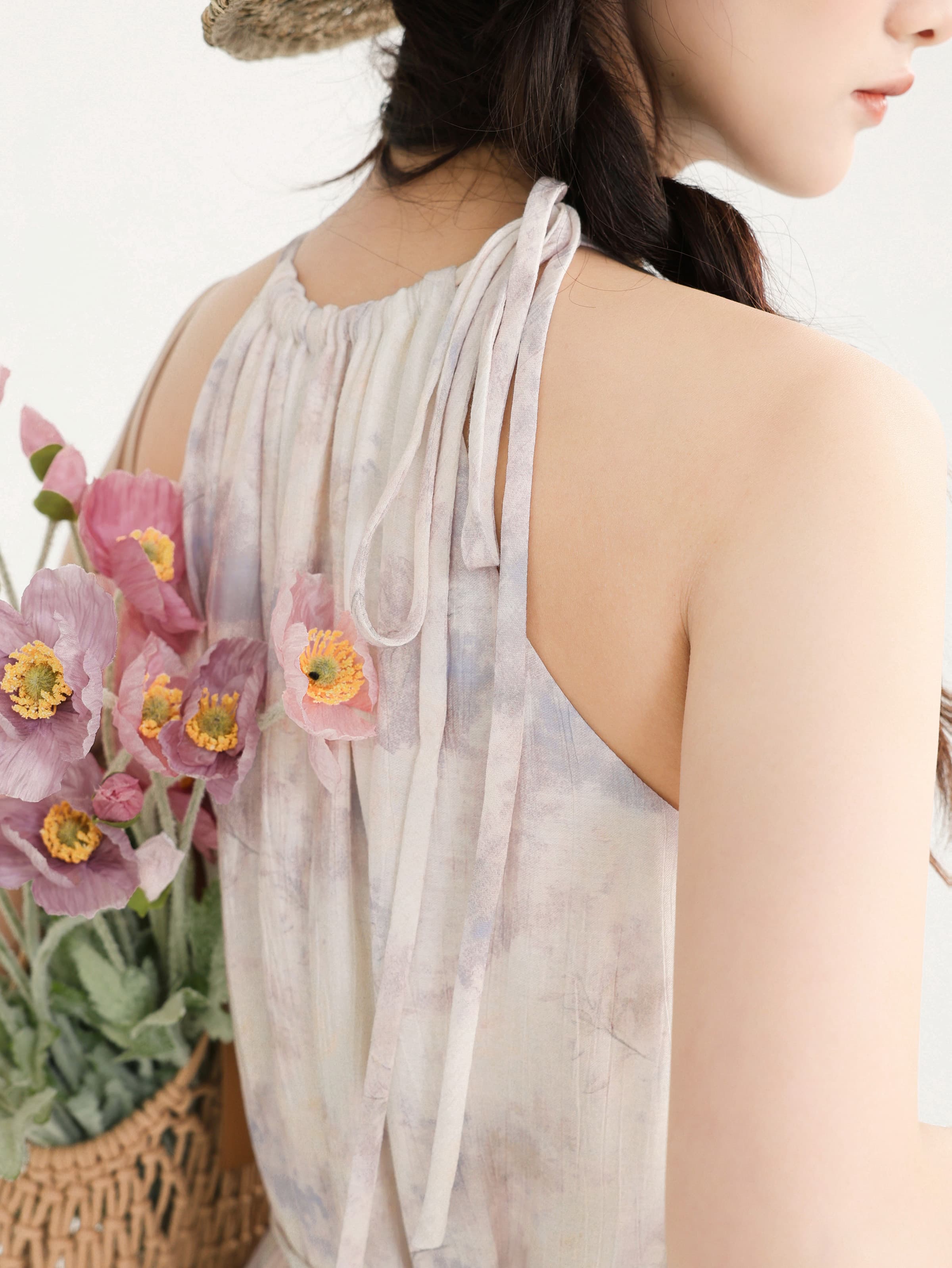 淡水彩フラワー柄ホルターネックワンピース|デート服