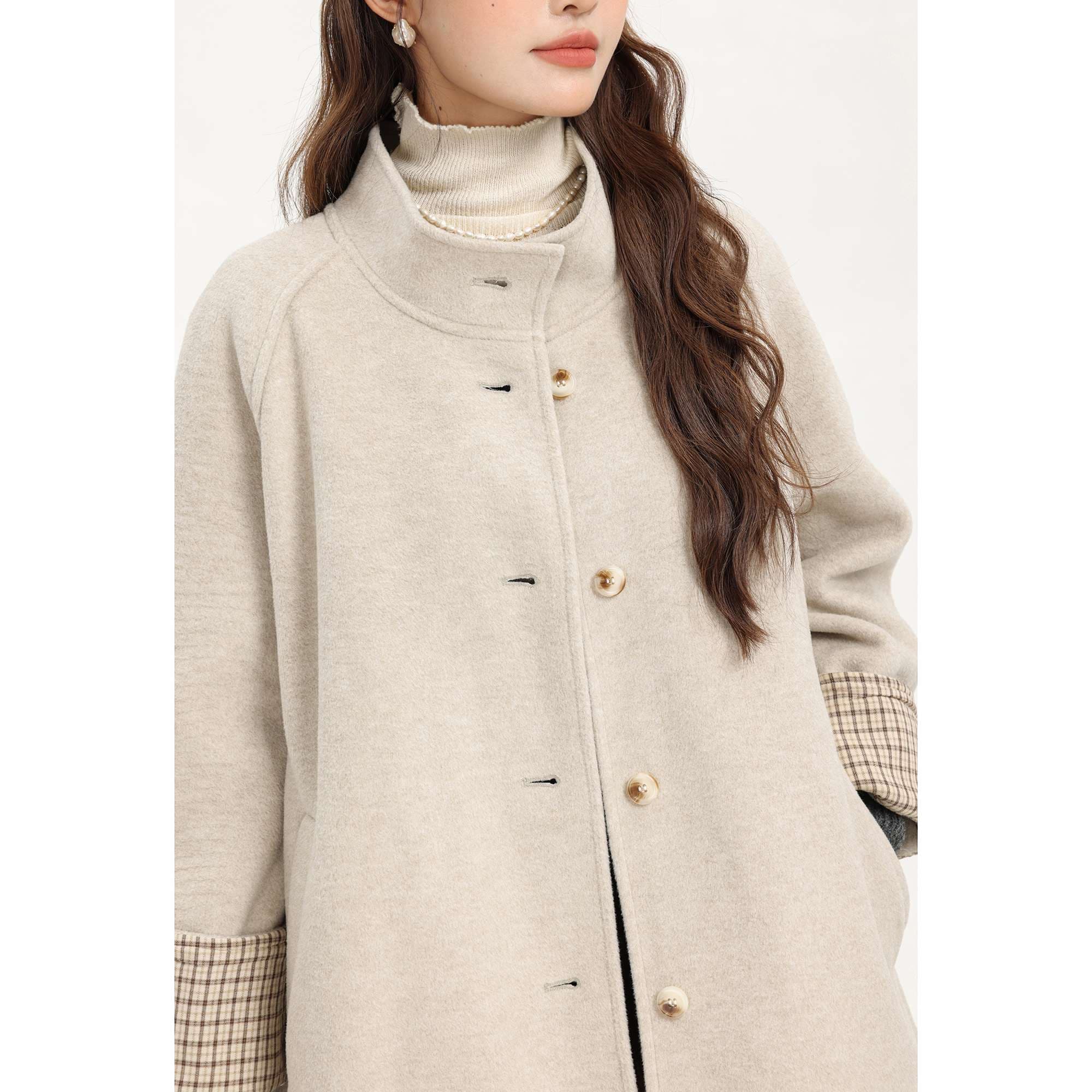 スタンドカラーベルト付きショートコート|デート服